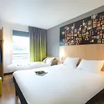 Ibis Lyon Sud Saint-louis Hotel 3*