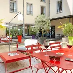 Ibis Lyon Sud Saint-louis 3*