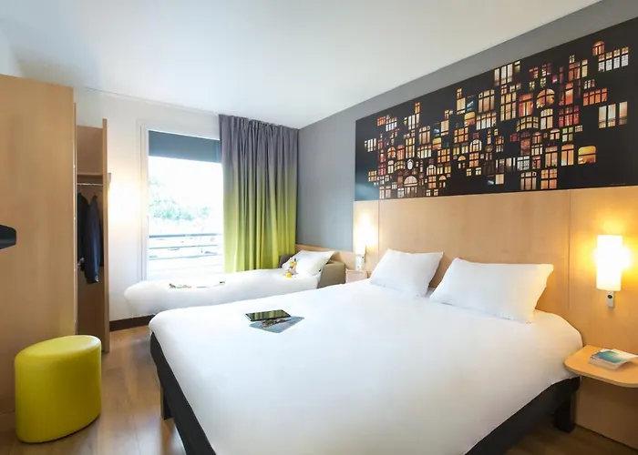 Ibis Lyon Sud Saint-louis Hotel 3*