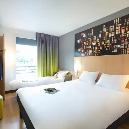 Ibis Lyon Sud Saint-louis Hotel 3*