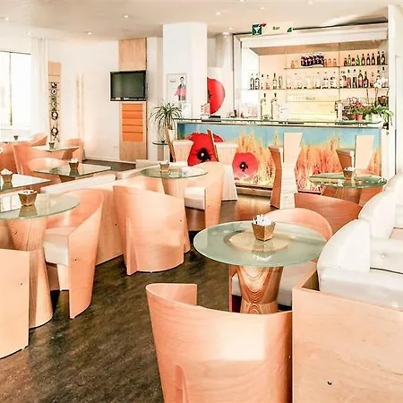Hotel Ibis Lyon Sud Saint-louis 3*