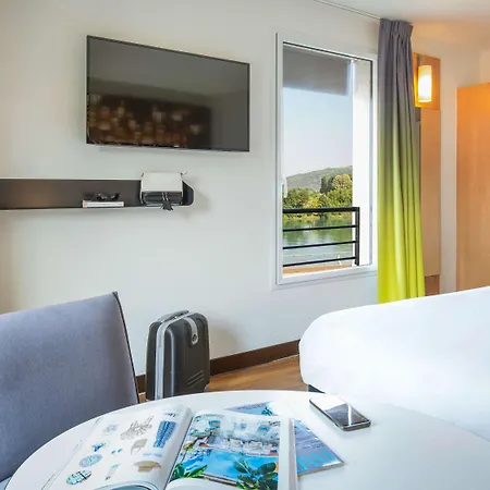 Ibis Lyon Sud Saint-louis Hotel