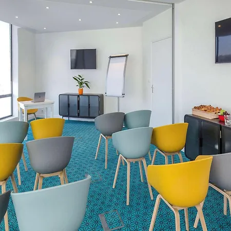 Ibis Lyon Sud Saint-louis 3*