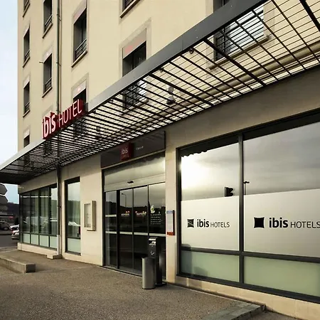 Ibis Lyon Sud Saint-louis Hotel 3*