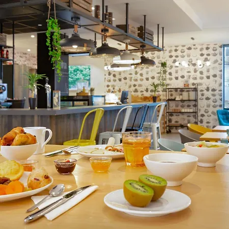 Hotel Ibis Lyon Sud Saint-louis 3*