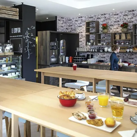 Ibis Lyon Sud Saint-louis 3*
