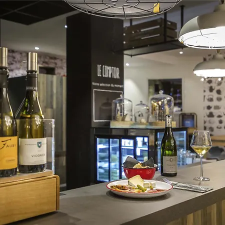 Ibis Lyon Sud Saint-louis 3*
